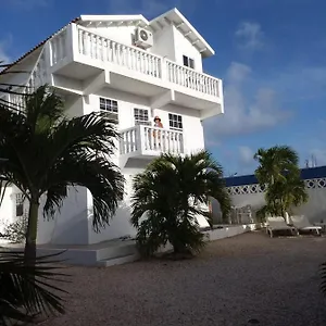 Downtown , Playa Bonaire, Sint Eustatius en Saba
